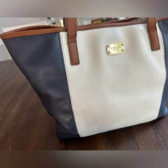 Michael Kors jet set tote bag - Picture 10 of 13